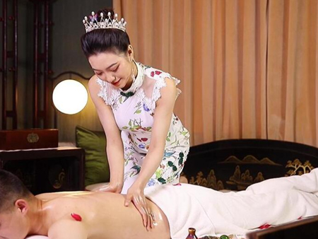 杭州滨江区精油按摩的化学奥秘：芳香疗法如何作用于身心